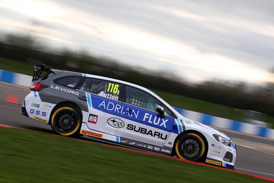  Adrian Flux Subaru Levorg GT BTCC 2016 года  (фото 6 из 32)